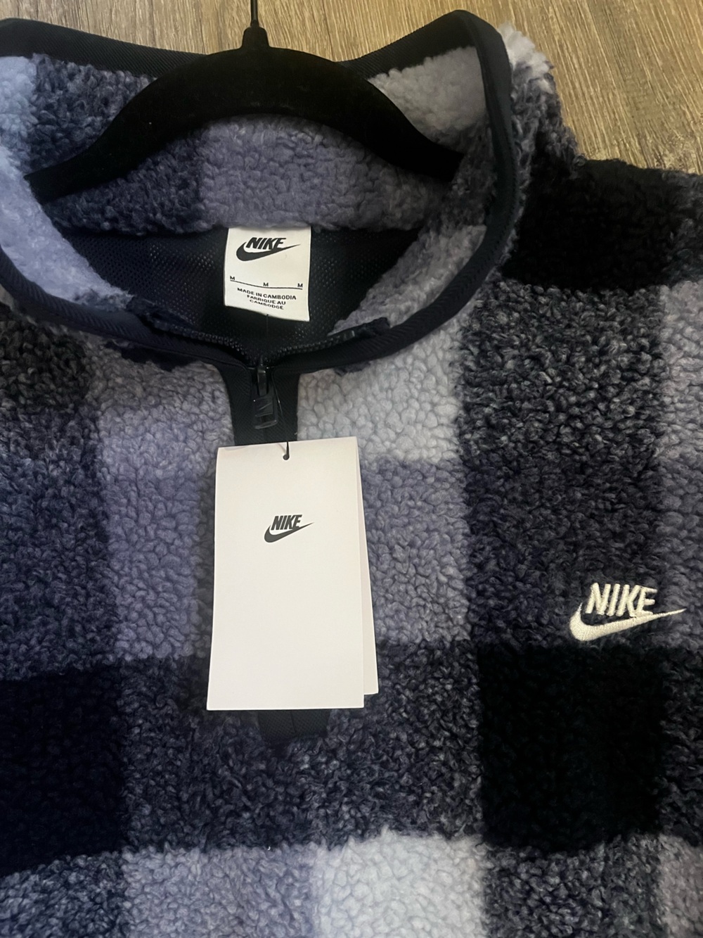 Nike Men's Navy Blue, Gray Plaid Sherpa Pullover Sweater - Picture 2 of 3